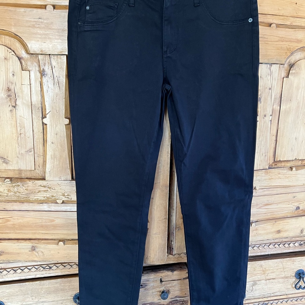 Black Jeans